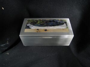 Keepsake box using Mappa Veneer